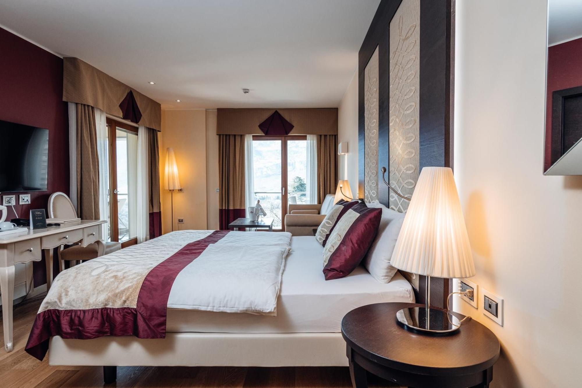 Junior Suite Spa Bath